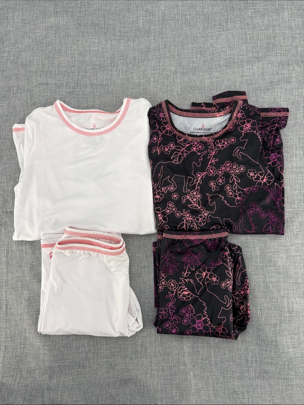 Cuddl Duds Comfortech Stretch Poly Girls Small Set Of 2 Top and Bottom